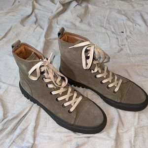 NWOT FRYE casual boots / sneakers. Unworn! New!